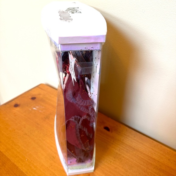 2005 Bratz Holiday Katia Collectors Edition First edition NRFB - Picture 3 of 7